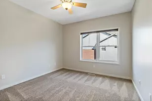 340 Spring St, Saint Paul, MN 55102 - Photo 21