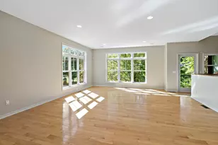 340 Spring St, Saint Paul, MN 55102 - Photo 11
