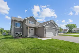 720 Mallard Ave, Winsted, MN 55395 - Photo 3