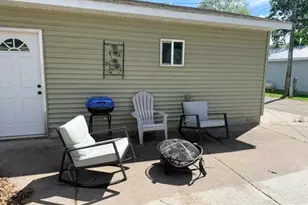 806 1st Ave NE, Little Falls, MN 56345 - Photo 3