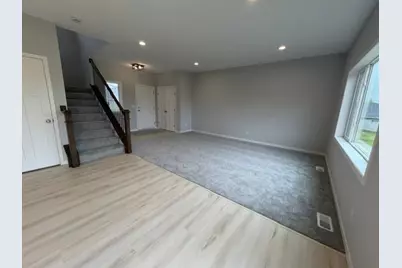 987 45th Avenue NE, Saint Cloud, MN 56304 - Photo 13