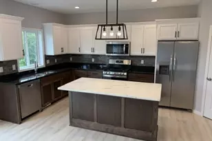 987 45th Ave NE, Saint Cloud, MN 56304 - Photo 3