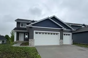 987 45th Ave NE, Saint Cloud, MN 56304 - Photo 1