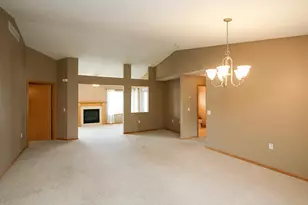 820 Greensview Ct NW, Hutchinson, MN 55350 - Photo 5