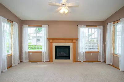 820 Greensview Court NW, Hutchinson, MN 55350 - Photo 7
