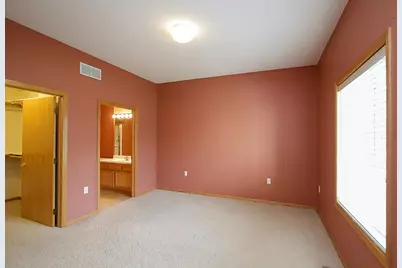 820 Greensview Court NW, Hutchinson, MN 55350 - Photo 15