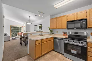 2225 Ranchview Ln N, Plymouth, MN 55447 - Photo 9