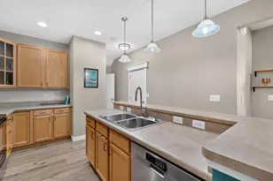5032 Cherrybark Ln SE, Rochester, MN 55904 - Photo 11