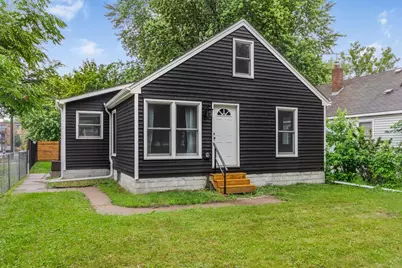 87 Wheelock Parkway W, Saint Paul, MN 55117 - Photo 1