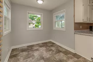 87 Wheelock Parkway W, Saint Paul, MN 55117 - Photo 5