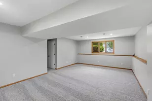 5809 126th St W, Apple Valley, MN 55124 - Photo 11