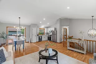 5809 126th St W, Apple Valley, MN 55124 - Photo 5