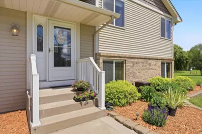 7723 Viking Boulevard NW, Anoka, MN 55303 - Photo 5
