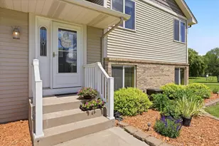 7723 Viking Blvd NW, Anoka, MN 55303 - Photo 5