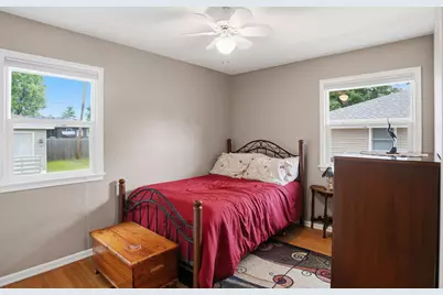 6738 Knoll Street N, Golden Valley, MN 55427 - Photo 17