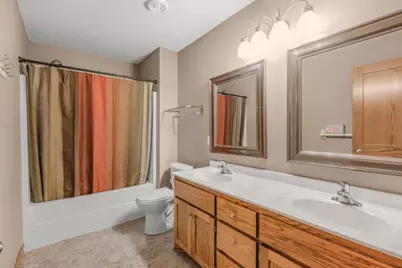 15004 Cherokee Drive N, Rogers, MN 55374 - Photo 9