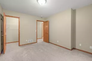 15004 Cherokee Dr N, Rogers, MN 55374 - Photo 13