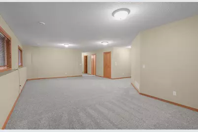 15004 Cherokee Drive N, Rogers, MN 55374 - Photo 7