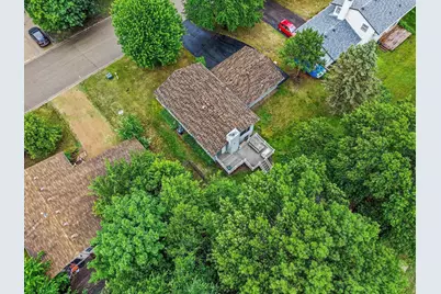 2288 Phylis Court E, Maplewood, MN 55119 - Photo 27