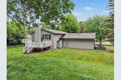 2288 Phylis Court E, Maplewood, MN 55119 - Photo 25