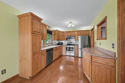 2288 Phylis Court E, Maplewood, MN 55119 - Photo 11