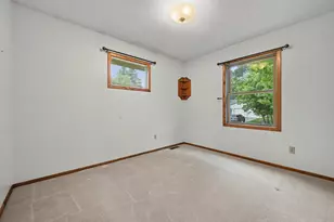 2288 Phylis Ct E, Maplewood, MN 55119 - Photo 13