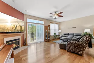 6738 158th St W, Apple Valley, MN 55124 - Photo 11