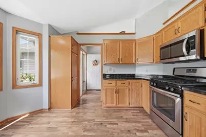 922 105th Avenue NW, Coon Rapids, MN 55433 - Photo 9