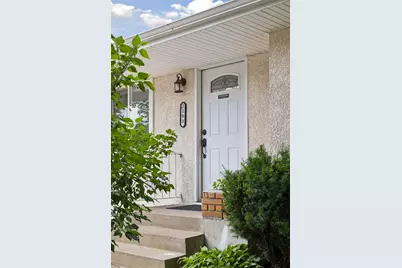 2193 Waukon Avenue, Saint Paul, MN 55119 - Photo 3