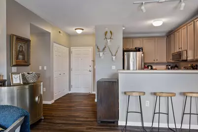 660 N 2nd Street #410, Minneapolis, MN 55401 - Photo 3