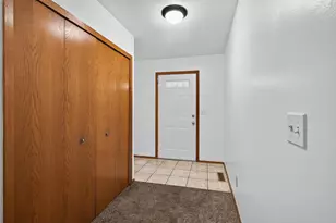6709 Brunswick Ave N, Brooklyn Park, MN 55429 - Photo 7