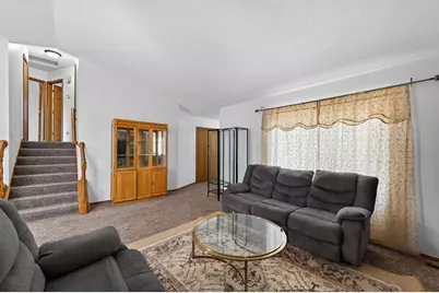 6709 Brunswick Avenue N, Brooklyn Park, MN 55429 - Photo 9