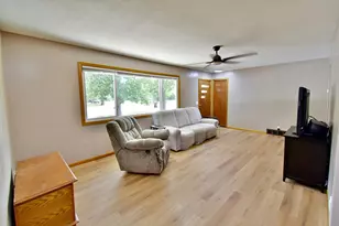 621 Powell St N, Big Lake, MN 55309 - Photo 5