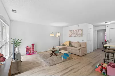 6167 Chasewood Parkway #202, Minnetonka, MN 55343 - Photo 7