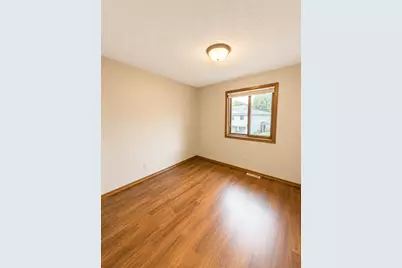 11173 Edgewood Circle N, Champlin, MN 55316 - Photo 9