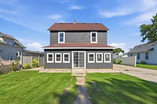 406 12th St S, Benson, MN 56215 - Photo 1