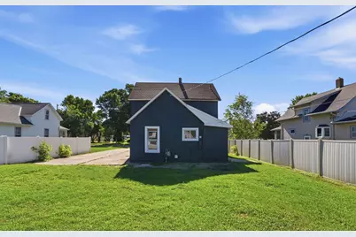 406 12th Street S, Benson, MN 56215 - Photo 3