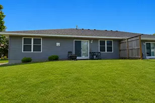 937 Anika Ct, Ellsworth, WI 54011 - Photo 5