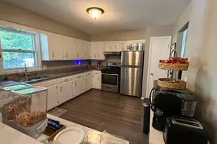 7356 Douglas Dr N, Brooklyn Park, MN 55443 - Photo 7