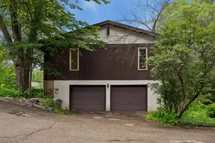2700 Kyle Ave N, Golden Valley, MN 55422 - Photo 35