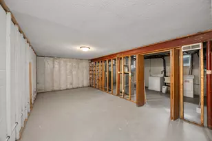 6117 W 105th St, Bloomington, MN 55438 - Photo 23