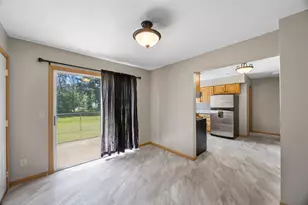 6117 W 105th St, Bloomington, MN 55438 - Photo 5