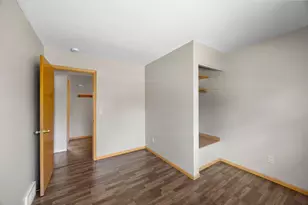 6117 W 105th St, Bloomington, MN 55438 - Photo 15