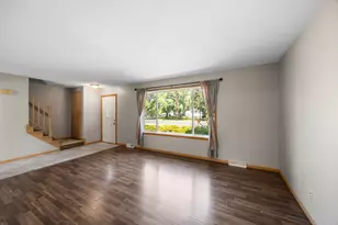 6117 W 105th St, Bloomington, MN 55438 - Photo 3