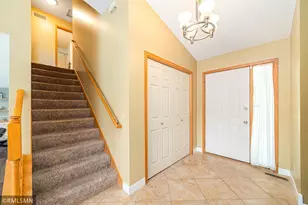 1521 Earle Way, Burnsville, MN 55306 - Photo 27