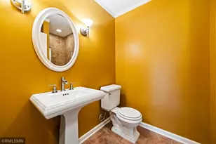 1521 Earle Way, Burnsville, MN 55306 - Photo 37