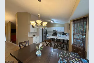 1521 Earle Way, Burnsville, MN 55306 - Photo 5