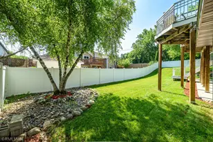 1521 Earle Way, Burnsville, MN 55306 - Photo 11