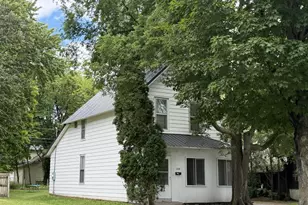 1208 7th St E, Menomonie, WI 54751 - Photo 1