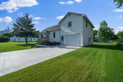 410 2nd Street NW, Melrose, MN 56352 - Photo 3